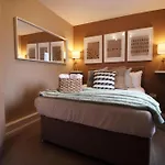 Observatory 2 Bedroom Apartment Overlooking Beach