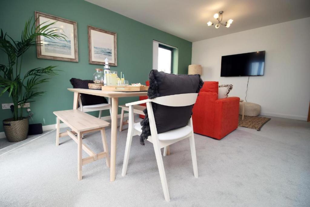 Observatory 2 Bedroom Overlooking